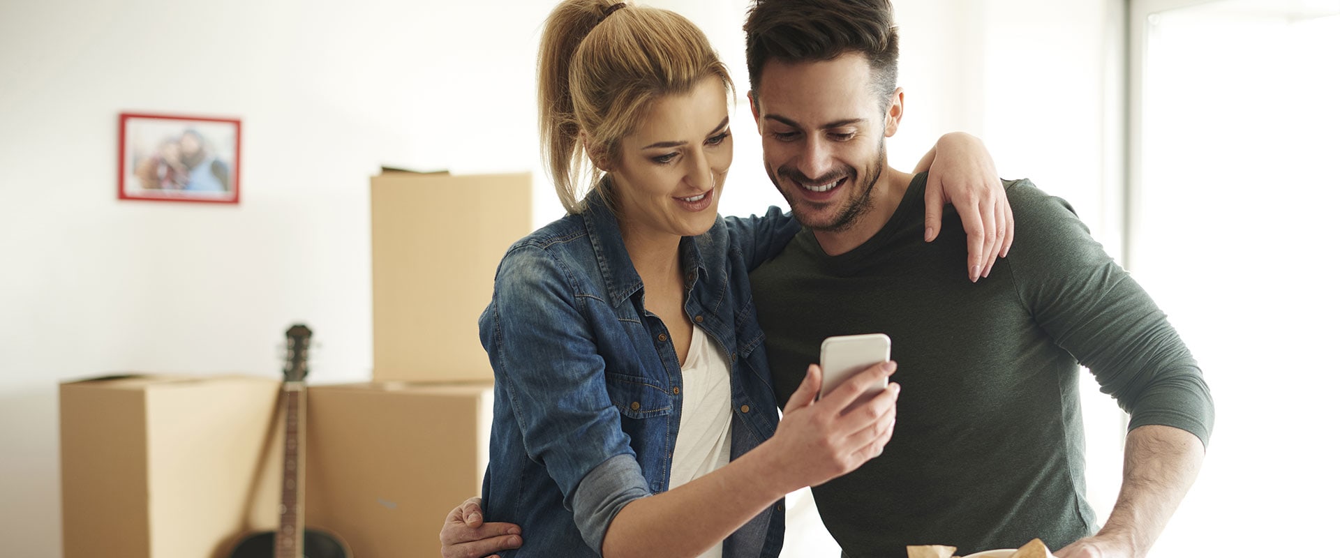 Checking Reviews and Ratings for Moving Companies