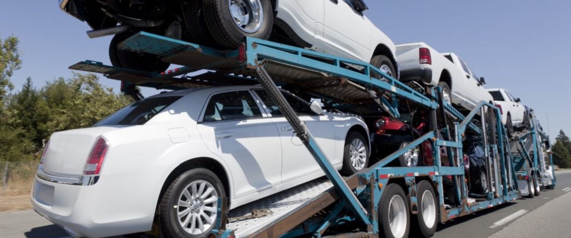 Making Sure Your Auto Transporter is Insured